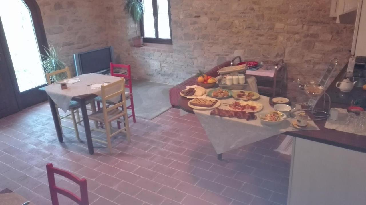 Il Gelso Room&Breakfast Pennabilli Bagian luar foto